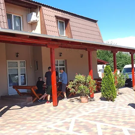 Bed & Breakfast Kek Laguna Panzio