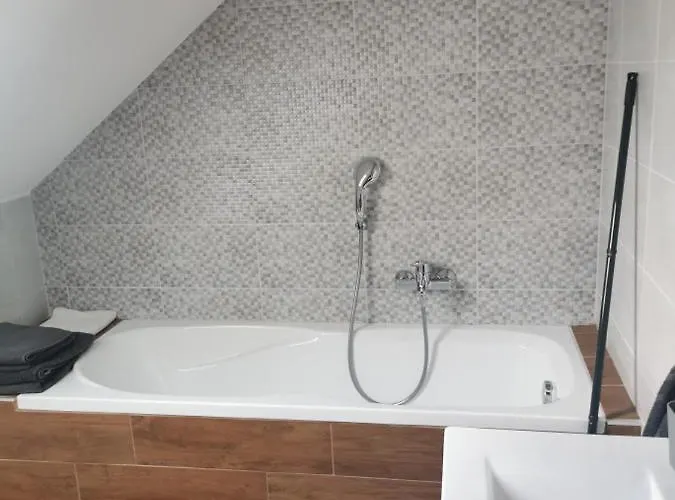 Frühstückspension Kek Laguna Panzio 3*