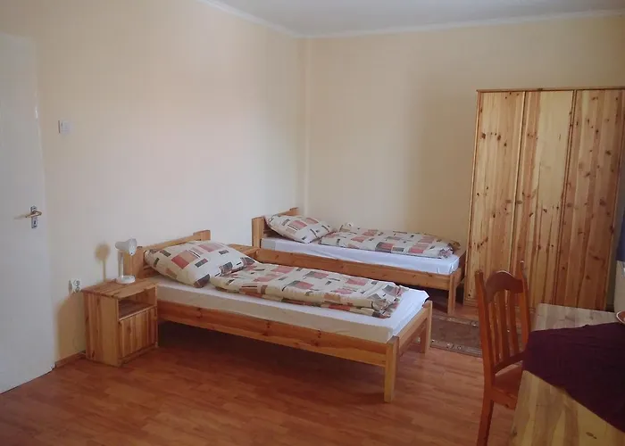 Kek Laguna Panzio Bed and Breakfast 3*
