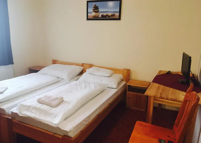 Kek Laguna Panzio